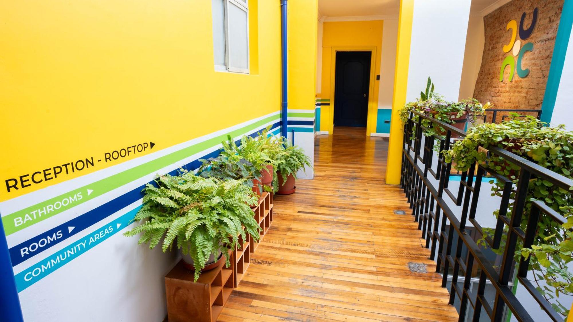 Community Hostel Quito Exterior photo