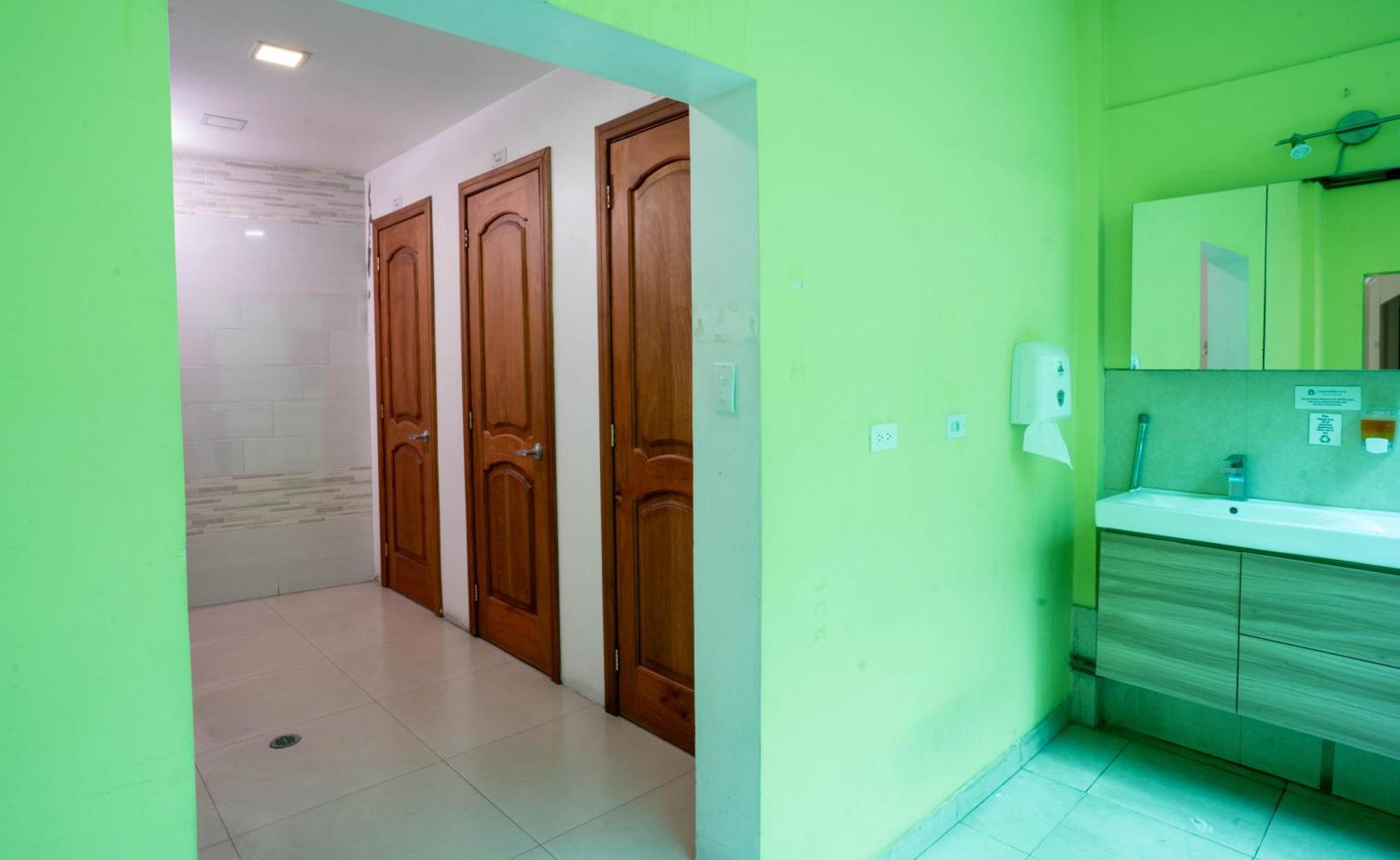 Community Hostel Quito Exterior photo