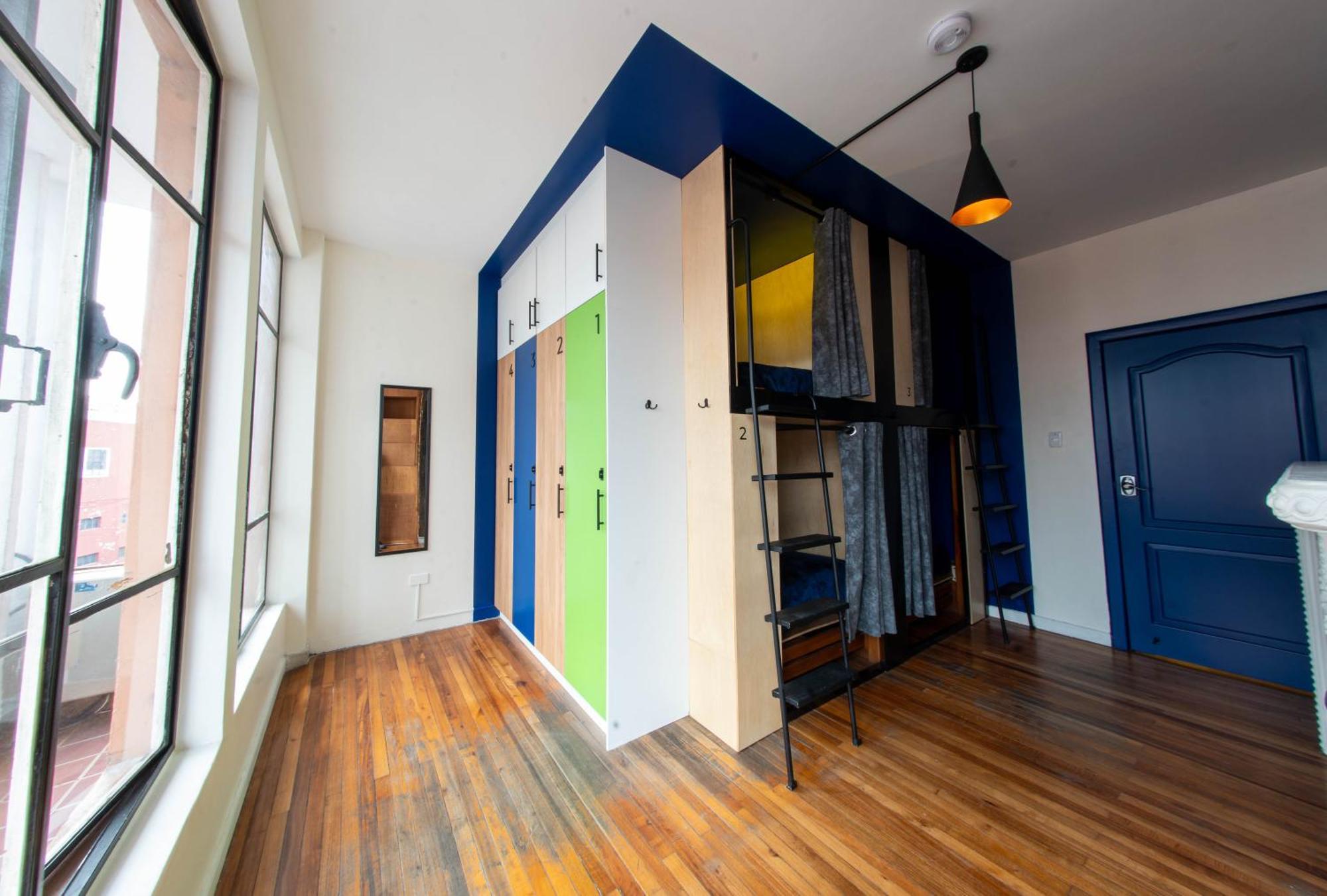 Community Hostel Quito Exterior photo